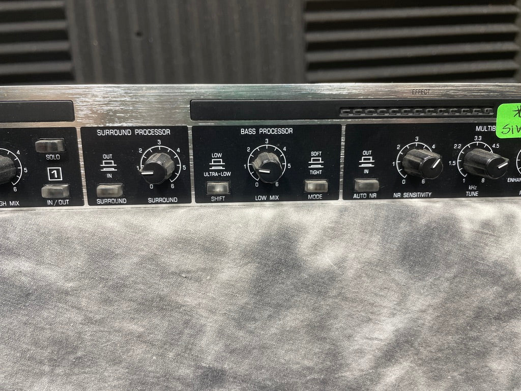 Behringer Ultrafex Pro- Multi Band Enhancer / Exciter EX3200