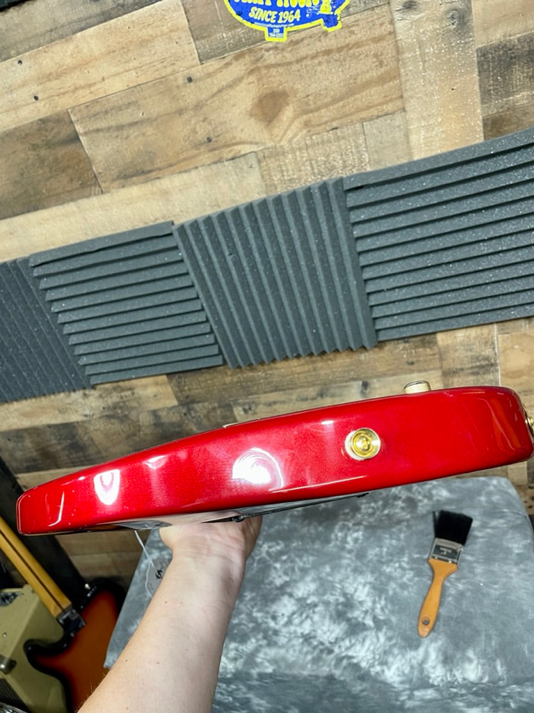 MD MDG-800 - Metalic Red