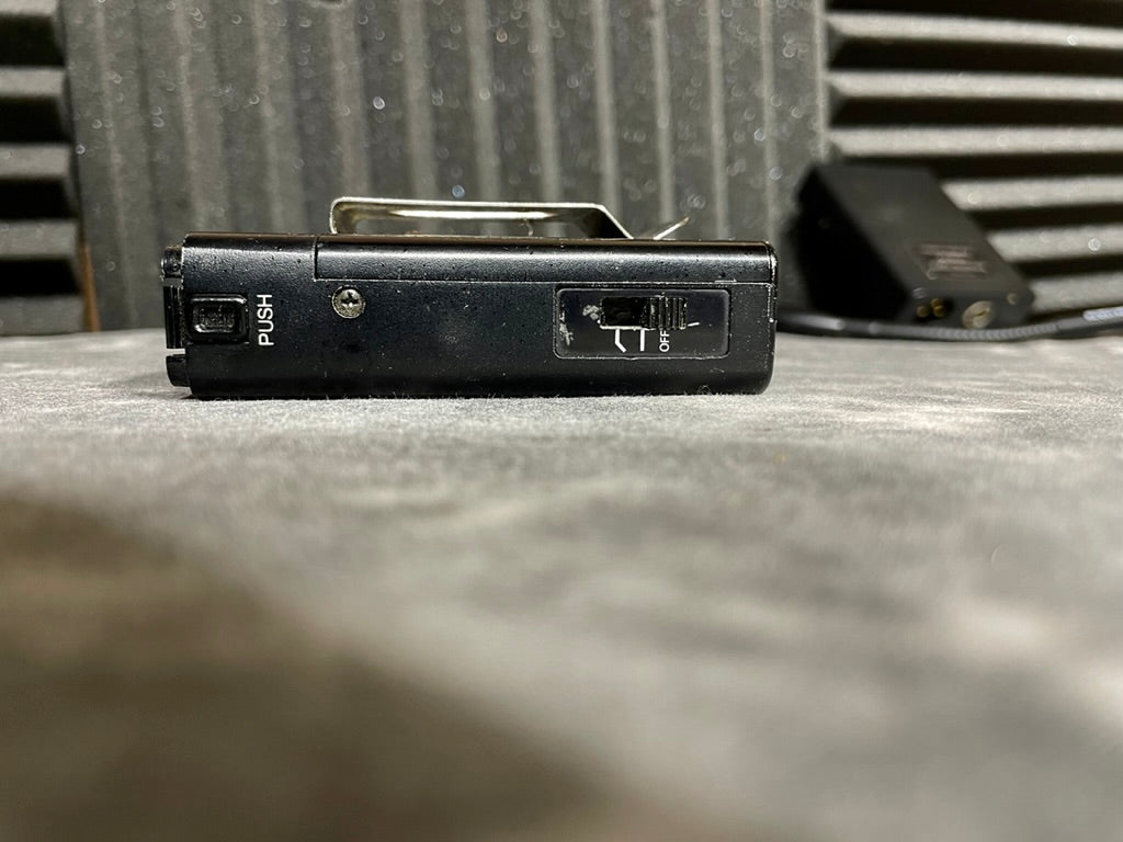 Two AT857AMa Cardioid Condenser Adapter-Mount Gooseneck Microphones with two AT8531 power modules