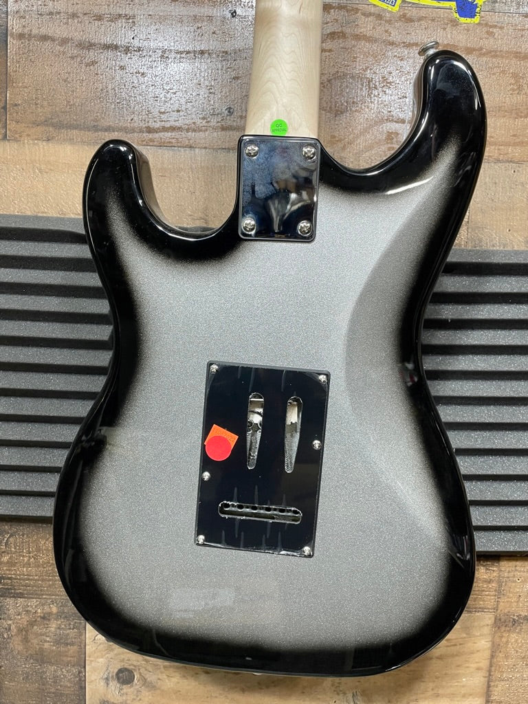 G&L Placentia Legacy with Maple Fretboard 2023 - Present - Silver Burst