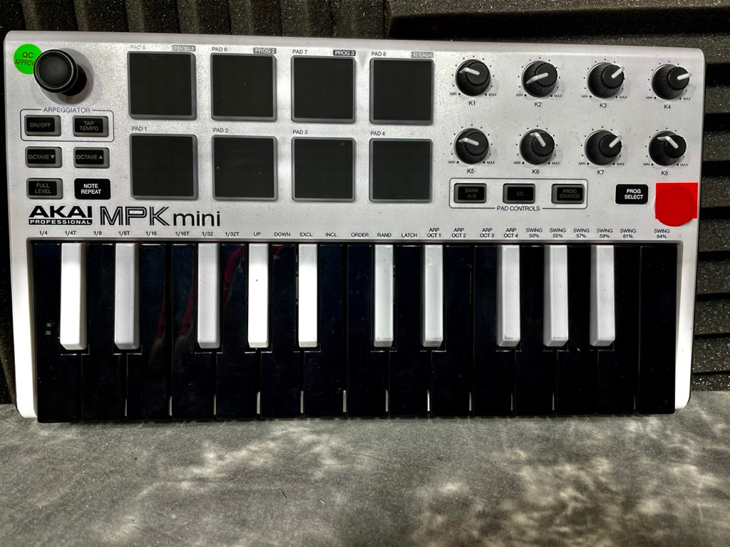 Akai MPK Mini MKII - White – Staff Music Akron